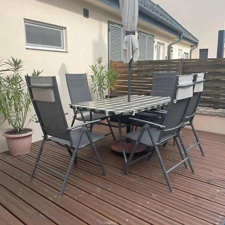 Pupi Apartmanhaz Appartement