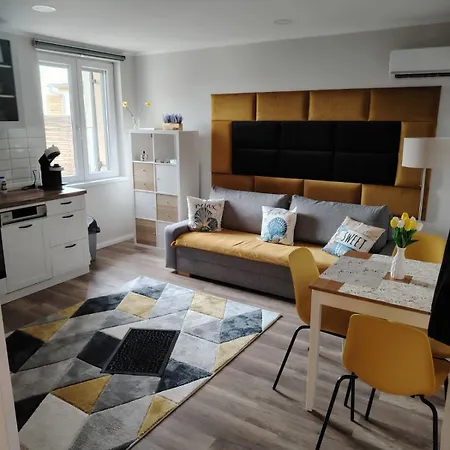 Apartment Pupi Apartmanhaz Balatonlelle