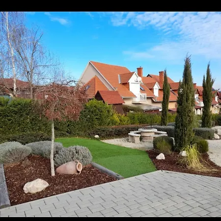 Διαμέρισμα Pupi Apartmanhaz *