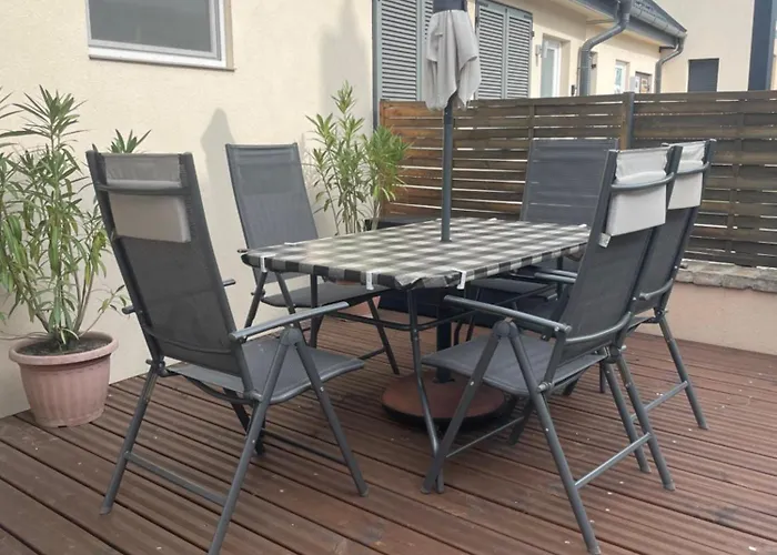 Pupi Apartmanhaz Apartament